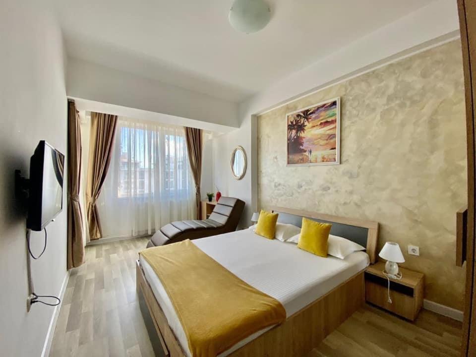Maria Summer Apartaments Mamaia Bagian luar foto